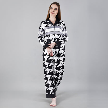 Chiclo Black & White Abstract Print Satin Loungewear - Chiclo