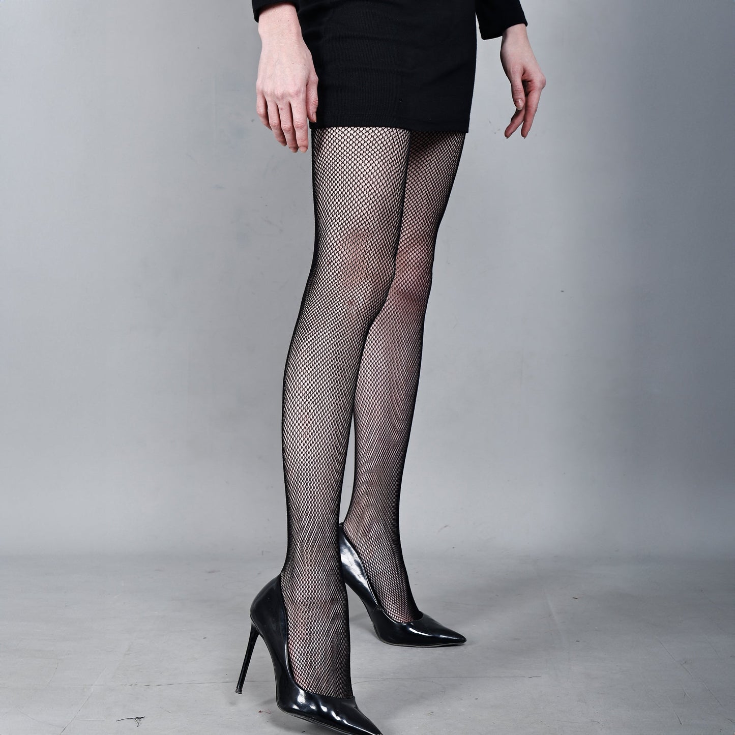 Chiclo High-Rise Slit Patterned Stockings – Black - Chiclo