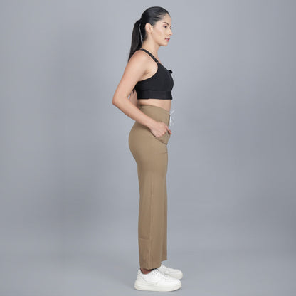 Chiclo Women's Brown Wide Leg Pants with Black Sports Bra - Chiclo